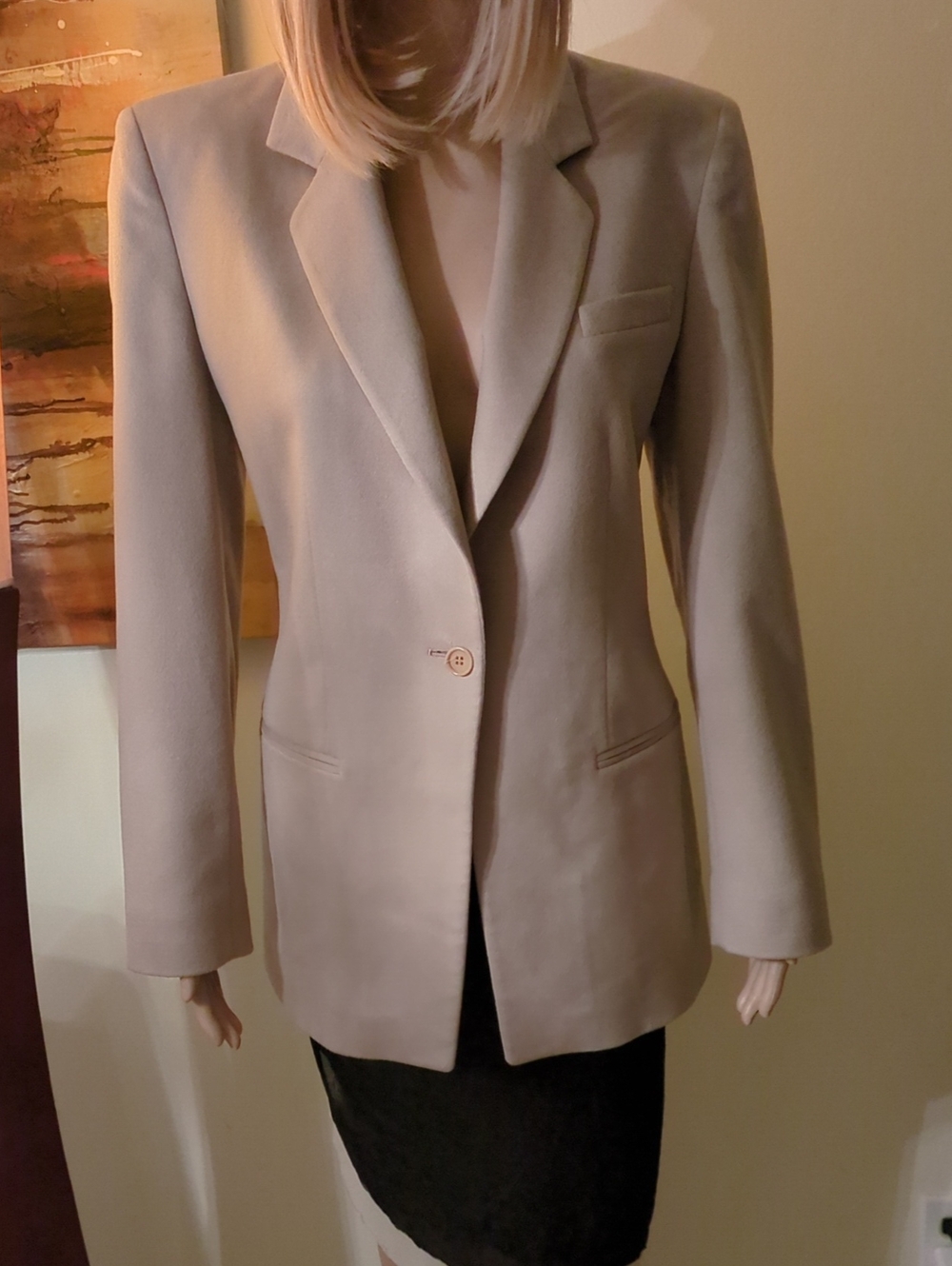 Armani Collezioni Cashmere Blazer in Beige Size 8